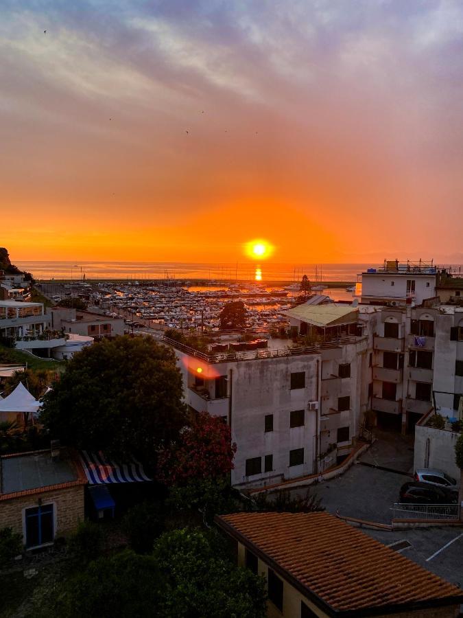 Quasi In Porto Bed & Breakfast Agropoli Bagian luar foto