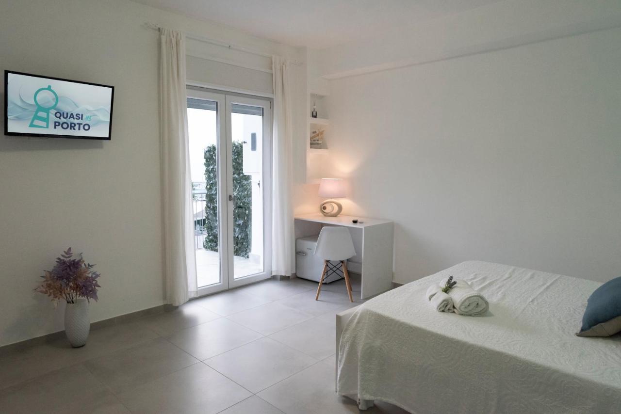Quasi In Porto Bed & Breakfast Agropoli Bagian luar foto
