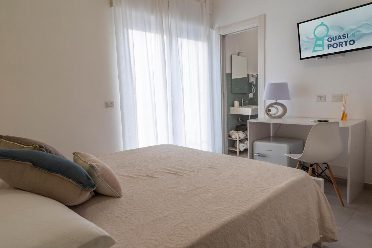 Quasi In Porto Bed & Breakfast Agropoli Bagian luar foto